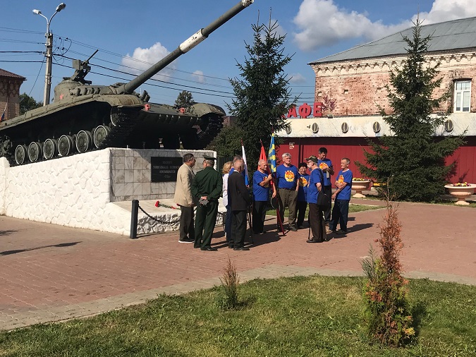 Ветераны-танкисты вспомнили о службе и поделились этим с собравшимися ветеранами ВС